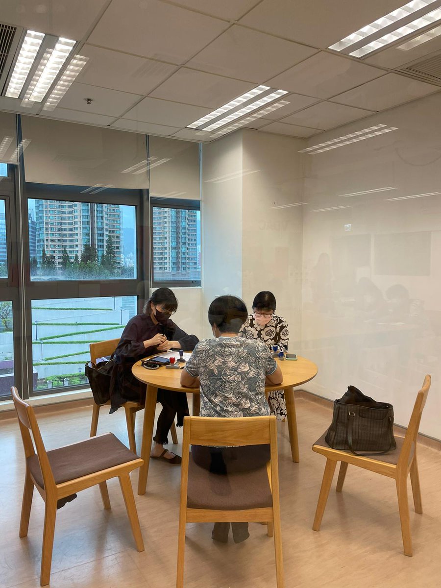 HongKong_LS's tweet photo. On 29 August, 3 of our Hong Kong lawyers spent an afternoon providing pro-bono services through DocPro Service Limited (AWESUM Care) to witness the signing of enduring powers of attorney and advance directives for 20 elderly individuals.

To learn more: https://t.co/vBgvmRgvMt https://t.co/IzCcMTxu7p