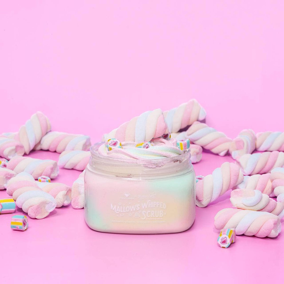 IamMissGlenda_'s tweet photo. Tingin palang mabango na! π€€π
#MallowsWhippedScrub by Perfect Formula Main! π₯π₯π₯
Kakaiba din 'to! π―
Parang lahat naman ng product ni Ma'am Shed Garcia! π
#PINAKAMAKINANG #PerfectlyBrilliant #BrilliantSkinEssentials https://t.co/O9cD4URhKq
