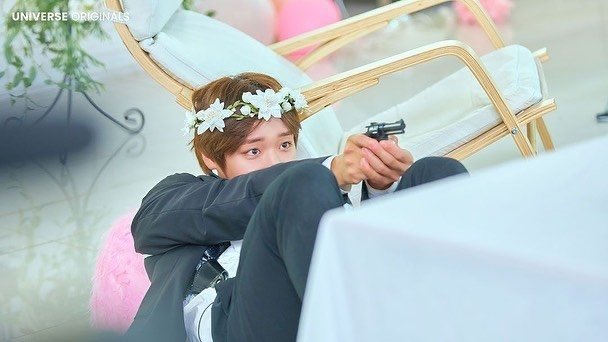 jihoon owning guns 😭 shoot me and i’ll say thank you 😭