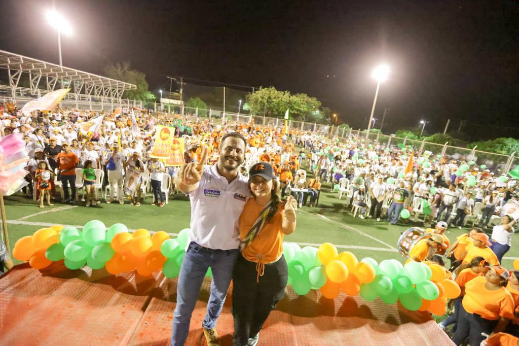 ErasmoZB's tweet photo. ¡Gracias por tanto cariño Tierralta!🧡🫶🏻

Cada vez que llego a este municipio me siento en casa porque hemos ejecutado grandes obras. He sido parte de las soluciones y quiero seguirlo haciendo desde la Gobernación.

Vamos con toda por este sueño🙏🏼 https://t.co/h1SXY8zJzh