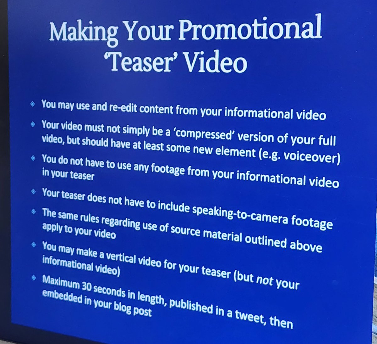 GarryZhuang's tweet photo. #ALM102 Just in case if you diden't take a photo of the slides in class...

Here it is, thank me later 😇 https://t.co/YKbgDuKQww