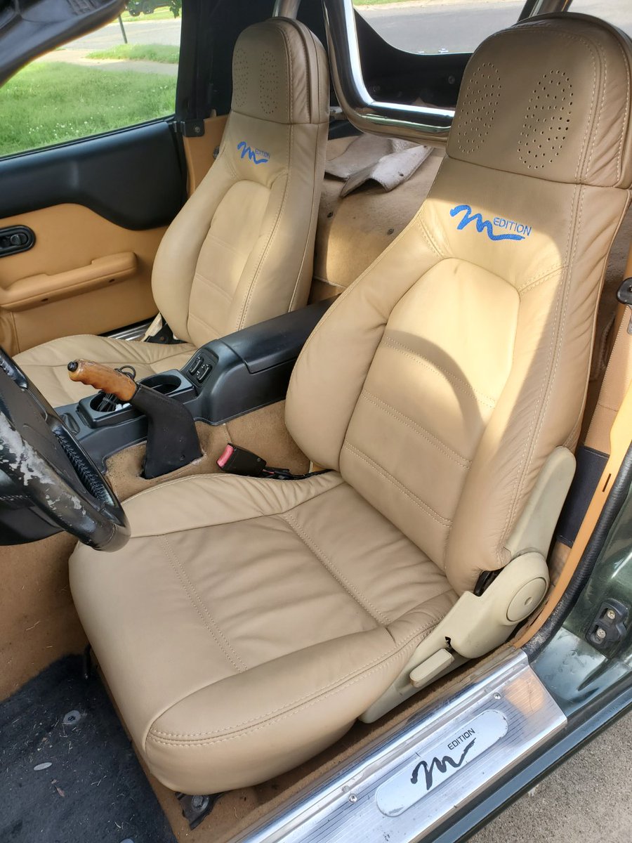 RidiesCom's tweet photo. Our made-to-order OEM Replacement Leather Seat Covers for 1990-2000 Mazda Miata / MX-5.
#MX5 #MAZDA #Automotive #interior #shipping #USA #worldwide https://t.co/hP7zKiRUa3
