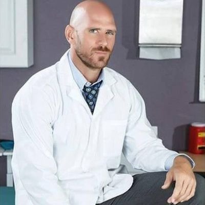 TheRealLake69's tweet photo. @diggler_dimes Trust me, I’m a doctor https://t.co/lGXhvcPcBT