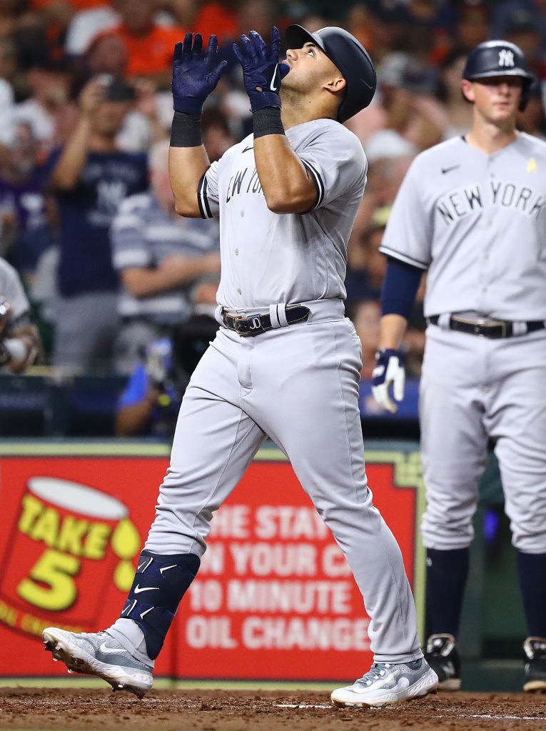 ESPNInsights's tweet photo. Jasson Domínguez is the first player at age 20 or younger to hit a HR in 2 of his first 3 career games since 1900. https://t.co/J3yyc3ol5A