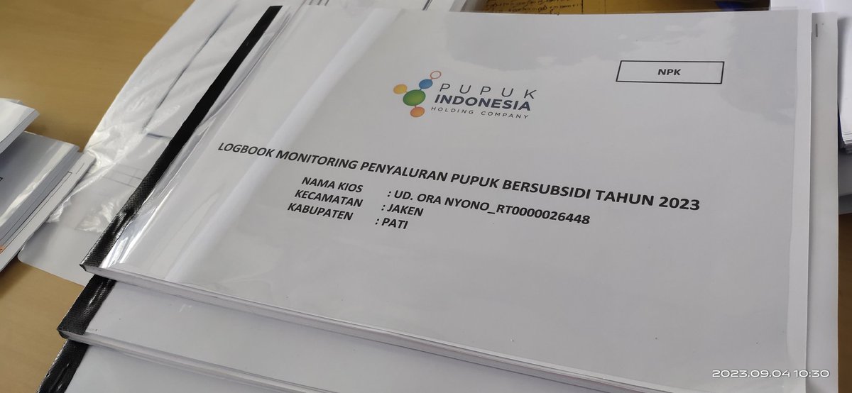 sahhal_92's tweet photo. Programem kartu tani kok soyo mumetno ndas iki piye pak @ganjarpranowo .

Jare aplikasi mempermudah gawean kok jeh ngene ae paaaaak https://t.co/yWxSbFBMCV