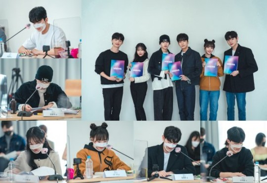 ⠀ ⠀𝕔asting ☎️ 𝕔all is here for 𝑚im𝕚cus with the grǝat ca𝓈t ㅤೀㅤ۪ ◦ 𝚝-𝕥eam of 𝑎ctors and 𝑠ingǝrs യ     ぅ 𝚝hat bring the yöung al𝕚vǝ: 𝒏ana, 𝒚eye, 𝒍en, 𝒂dze &amp; 𝑚ore

⠀ ⠀⠀ ⠀⠀ ⠀⠀ ⠀⠀ ⠀𝕔o𝑚ing 𝓈oon 🐙