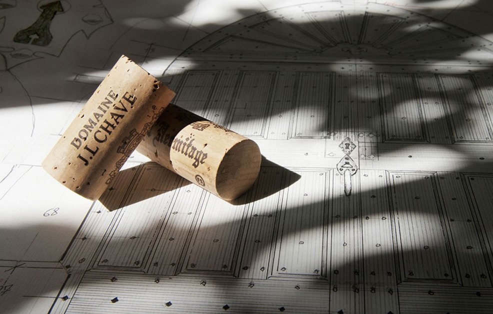 Jean Louis Chave: el respeto por el terruño y la naturaleza del viñedo. Algo que no lo enseña ninguna escuela de enología, algo que se vive.
🍇 wine-merchant.com/epages/WineMer…
#rodano #ródano #vinosdelródano #rhone #vino #winelover #wine #winemerchant