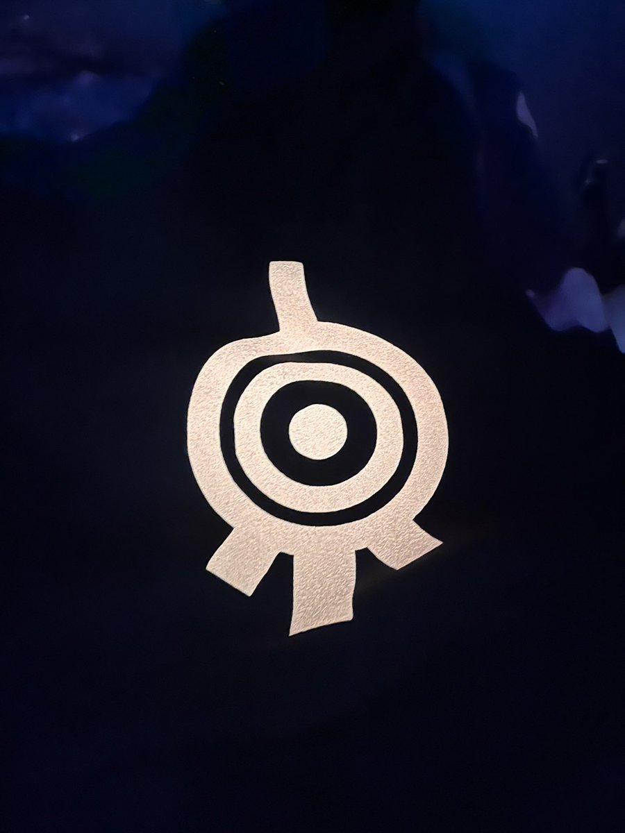 YourFavLoafiee's tweet photo. Happy 20th anniversary #CodeLyoko here’s some code lyoko hoodies I made that are glow in the dark or reflective!!! #XANA #CodeLyoko20 #virtualworld https://t.co/d96xV2ID8j