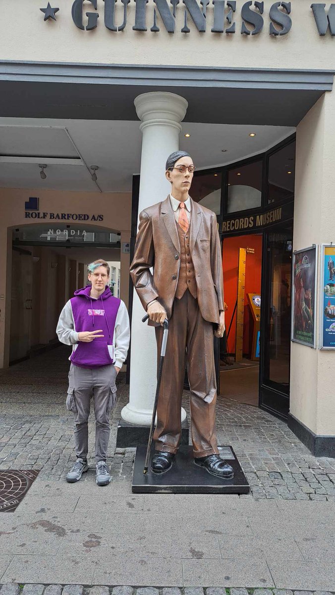 4'11" vs 5'