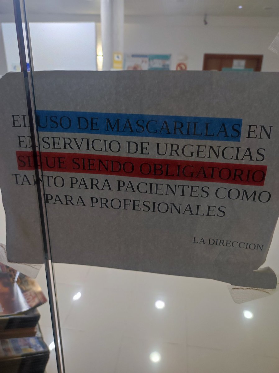 Srmontess's tweet photo. @SanidadGobCan esto es legal?? El director del centro esta por encima del estado? Esto es un centro de sanidad publico o es privado??? No se podeis dar una explicacion real y logica para obligarnos a esto??.  Aqui no te aconsejan TE OBLIGAN. Centro de salud de Puerto del Rosario https://t.co/wLTfjE8nb2
