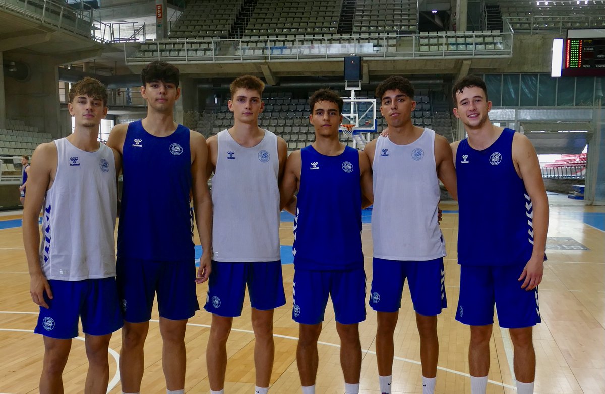 LucentumAcademy's tweet photo. 👉🏻 6 jugadores del equipo de #LigaEBA realizan el trabajo de pretemporada con el #LEBOro

🔹 Alejandro Arcones
🔹 Marcos García
🔹 Víctor Gadea
🔹 Víctor Gálvez
🔹 Makar Voronin
🔹 Tiago Dias

#SomosLucentum #BaseLucentum https://t.co/CUo6Wz2NUs