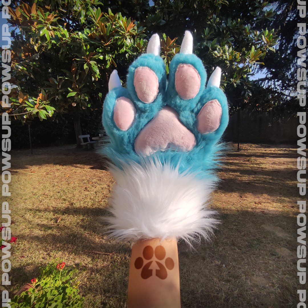 Pows_Up's tweet photo. PowsUp! 
Unisciti per fare conoscenza con Furry del Lazio e Centro Italia 🇮🇹

Seguici nei nostri meet ed incontra i tuoi amici!🐾

Rimani aggiornato sui prossimi eventi, segui i link in bio!📍

Aspettaci al Romics di questo autunno, vi aggiorneremo!✨

https://t.co/YChGy36iHM https://t.co/mkTMEDeFxO