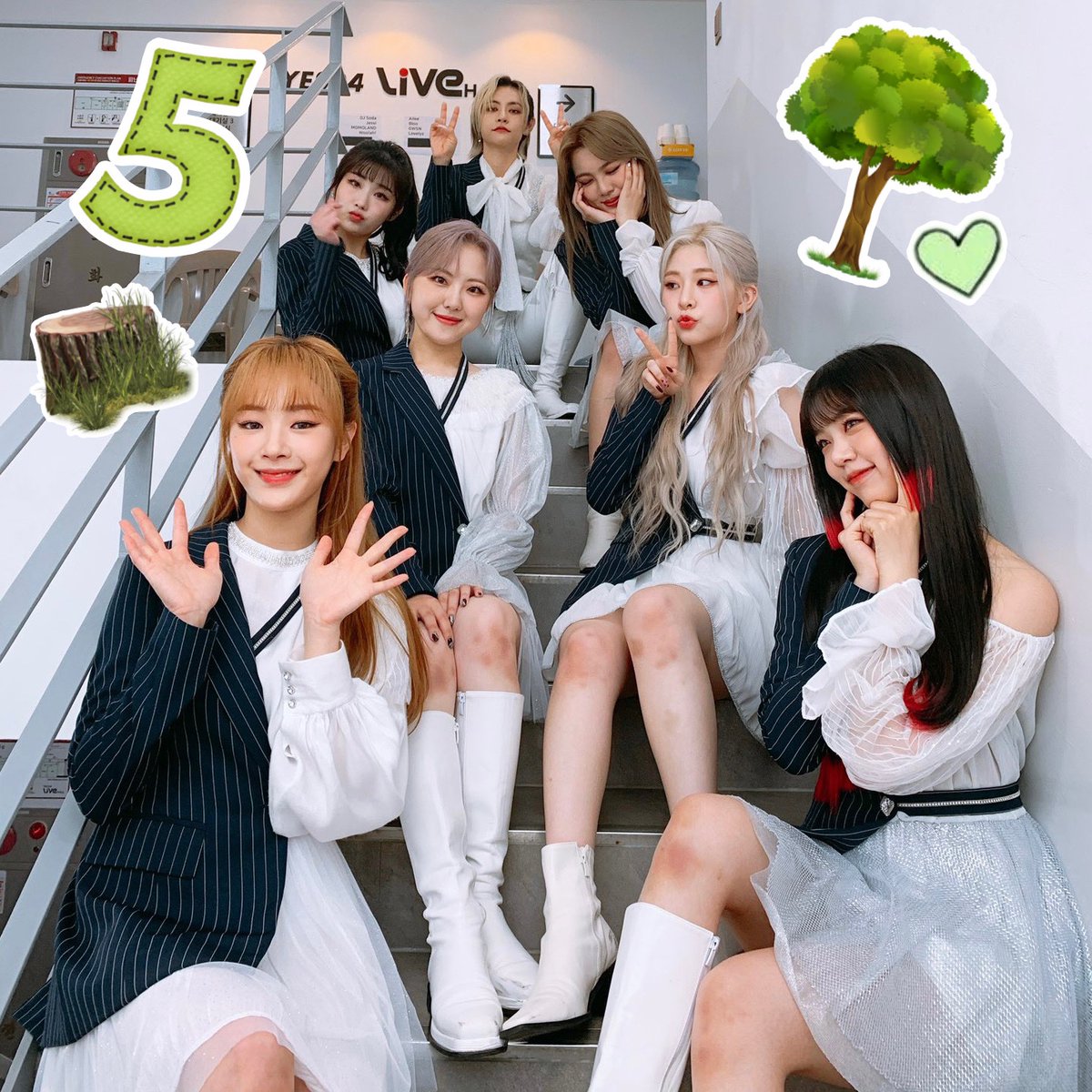 groocafe's tweet photo. Happy 5th anniversary GWSN! Groos are with you forever 💚 

#GroowingWithGW5N
#5늘도_널위해_널위해_그루윙
#공원소녀 #GWSN #公園少女 #公园少女 @official_GWSN https://t.co/6eaKZL8oV8