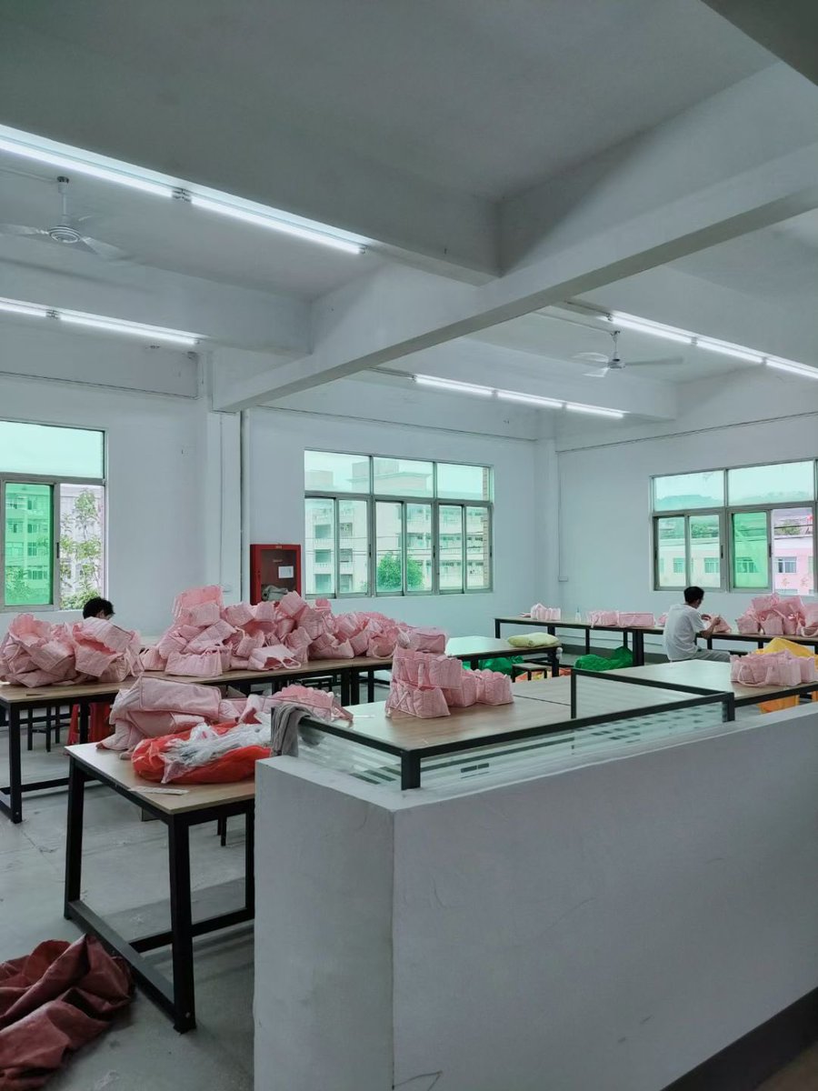 The production of children's handbags is a complex yet meticulous process that begins with design. Talented designers craft visually appealing and functional bag concepts, considering size, shape, and safety for young users.