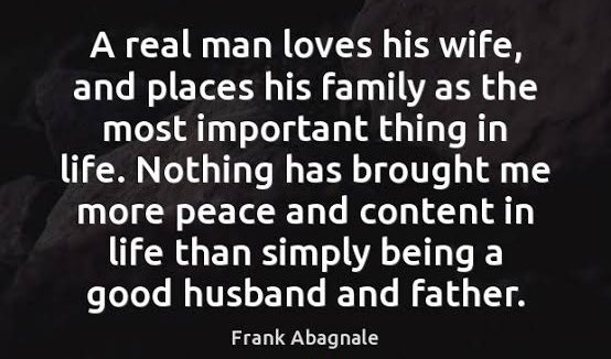 Iya ada banyak laki2 yg brengsek dan tdk bertanggung jawab. Tapi dilain sisi ada laki2 yg bertanggung jawab dan sayang kepada keluarganya. Seorang laki2 apabila sudah menyayangi keluarganya, maka dia akan menaruh posisi keluarganya diatas dirinya sendiri. 

Sayangnya hal sprti