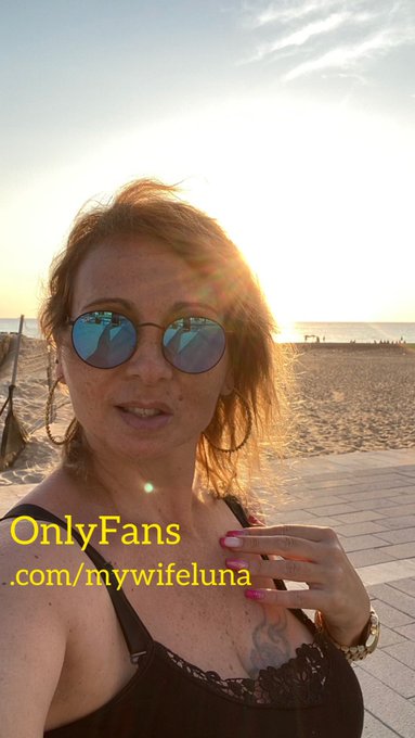 Happy sunshine everyone👄 https://t.co/g9PeFpwR2Q