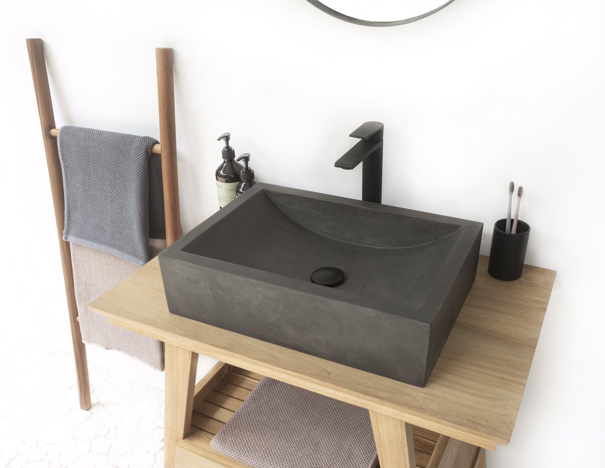 Conspiredesign1's tweet photo. The Torino has it all - flawless sweeping curves extends from both sides, meeting at the drain.

https://t.co/wy84OjfuIP

#concretebasin #concretesink #bathroomdesign #interiordesign #bathroominspiration #bathroominspo #bathroomremodel #bathroomrenovation #bathroomideas https://t.co/b3AToDILNb