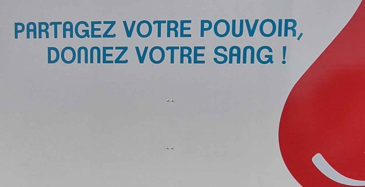 Jusqu'à 13h aujourd'hui dans votre self !
#dondusang #ATR #Blagnac 
#pasdhesitation 
<a href="/EFS_dondesang/">Établissement français du sang</a> <a href="/EFS_Sante/">Établissement français du sang</a> 
<a href="/ATRaircraft/">ATR</a>