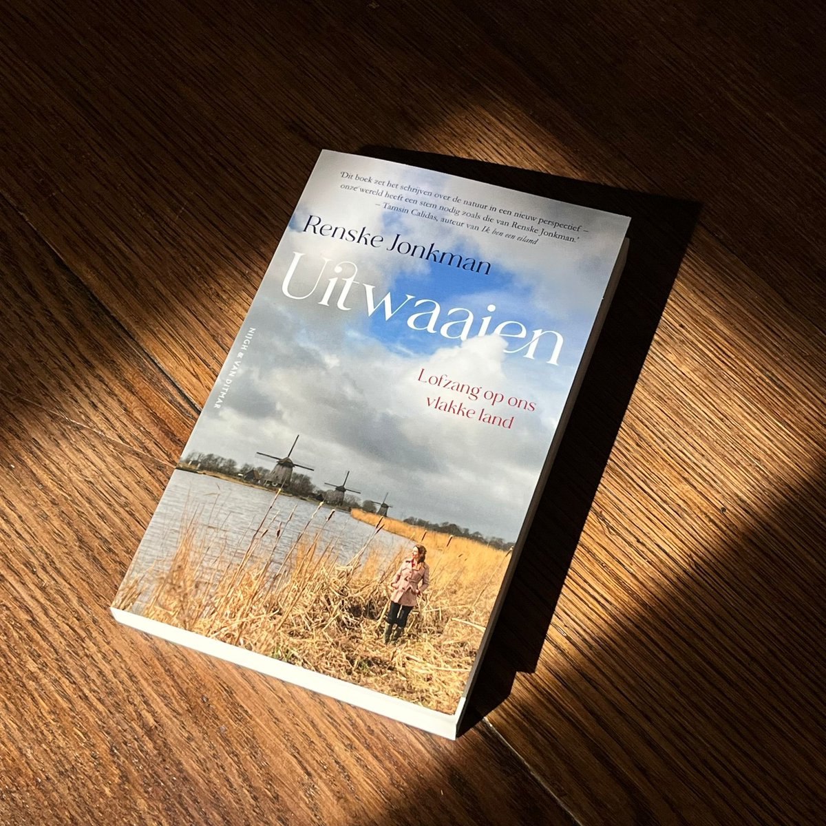 renskejonkman's tweet photo. Binnen! En vanaf morgen verkrijgbaar in de boekhandel. ✨ https://t.co/MORsn0jRcV