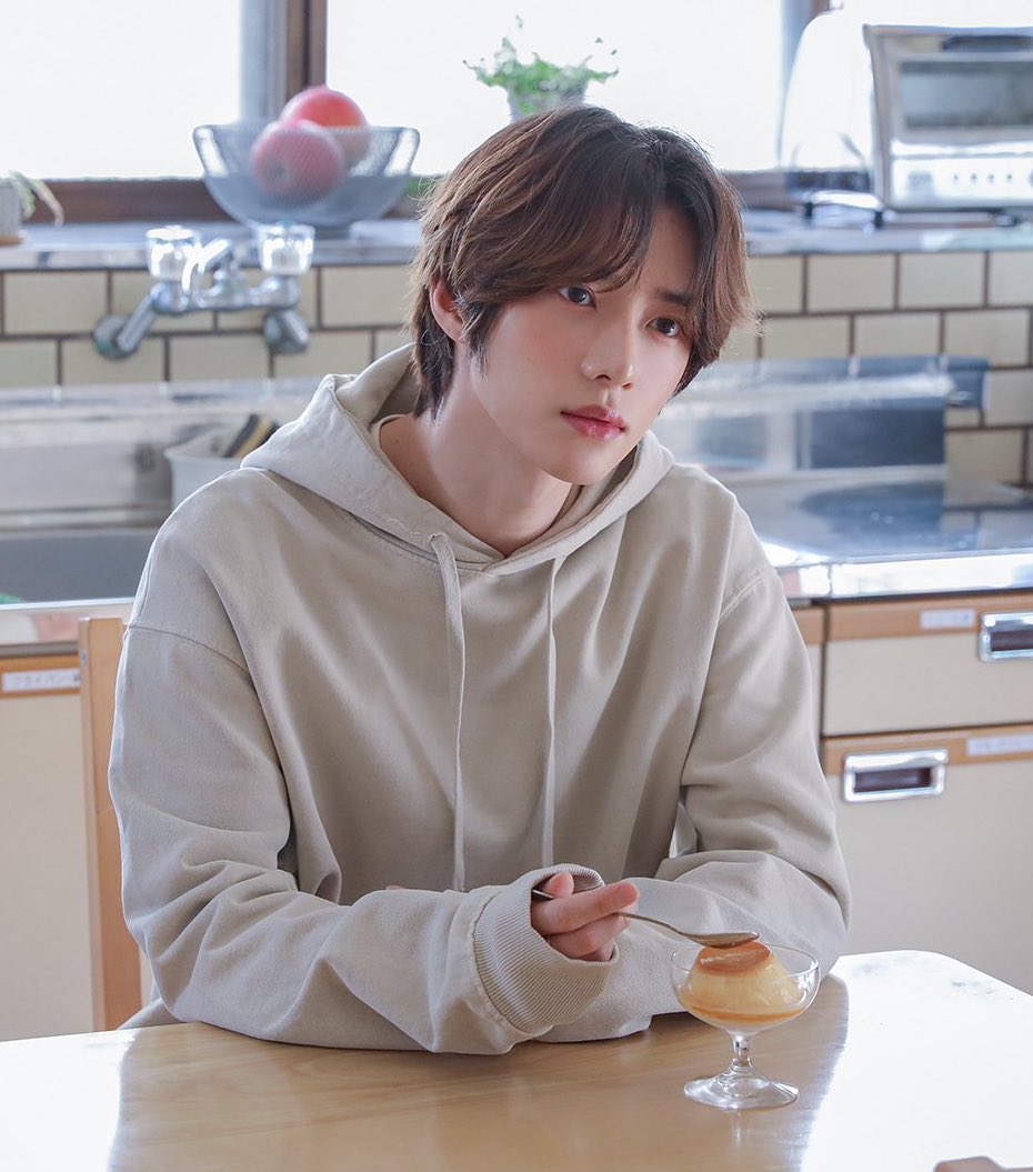 beomgyuhourly's tweet photo. boyfriend https://t.co/DIb8p1ZQyU