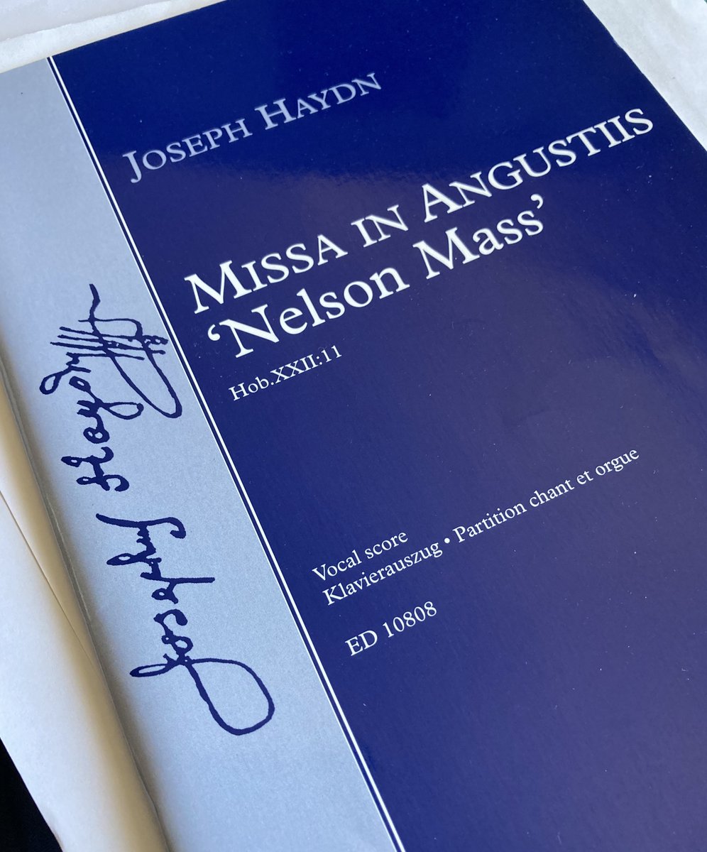 Back to rehearsals tonight & we can't wait to get stuck into Haydn's magnificent Nelson Mass ahead of our concert at @CCathedral with @mozartplayers and @RichardKGCooke on 28 October. Lovely weather for it too! 😎🎶♥️