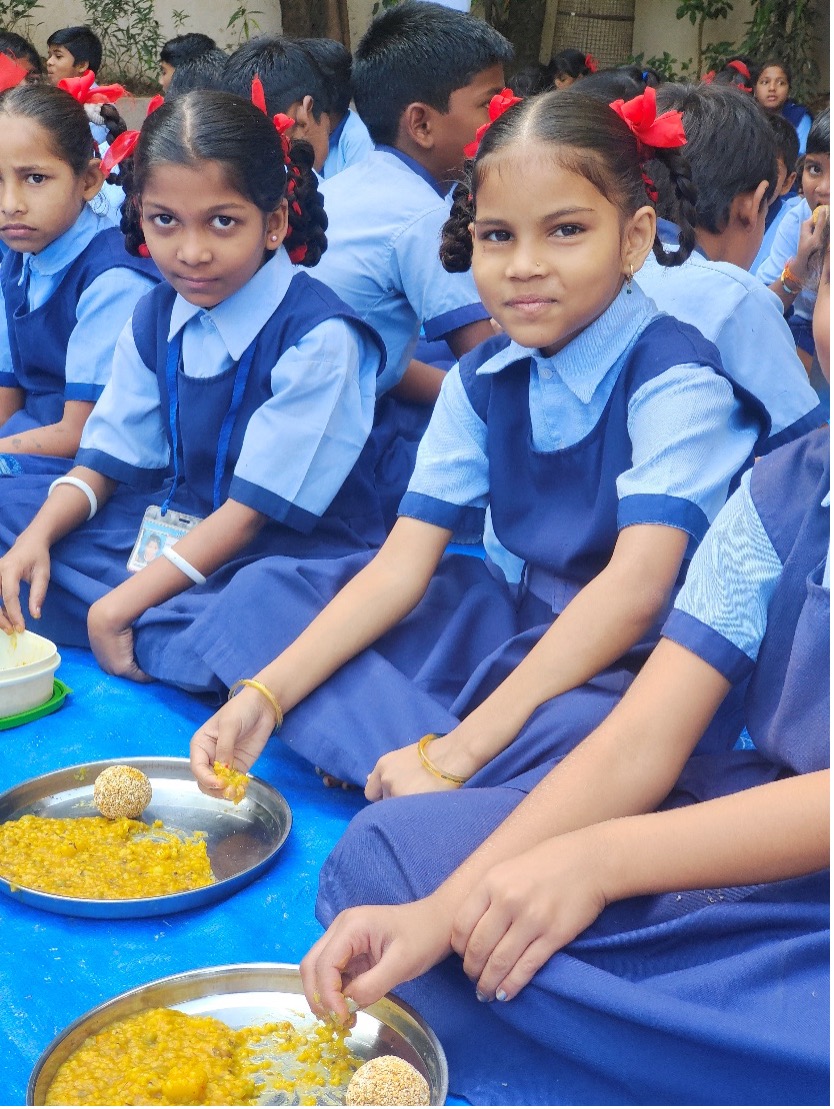 To support the nourishment of school-aged children, @WMFTS_news is taking part in the Indian Government’s ‘Mid-Day Meal Scheme’ and have  provided meals for 3,330 students living below the poverty line and nourishment kits to 786 families 

Read more here:
sciad.com/news/watson-ma…