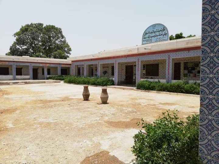 Aonkaleri110's tweet photo. #DevelopmentInPs63 Health and education is our top priority. PPP has always struggled for the betterment of the people. With the help of Sindh government, newly constructed building of Schools and dispensaries https://t.co/fEYla9vbNV