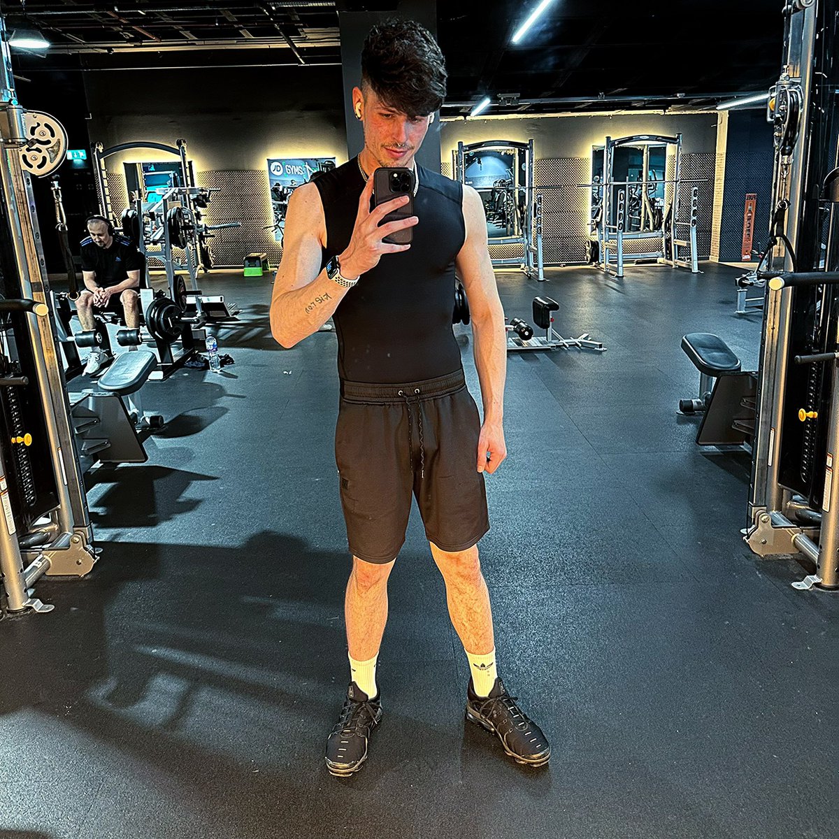 AlexCodyJames's tweet photo. Monday 💪🏻🏋️‍♂️🙌🏻 https://t.co/XNvNHp0Ivm