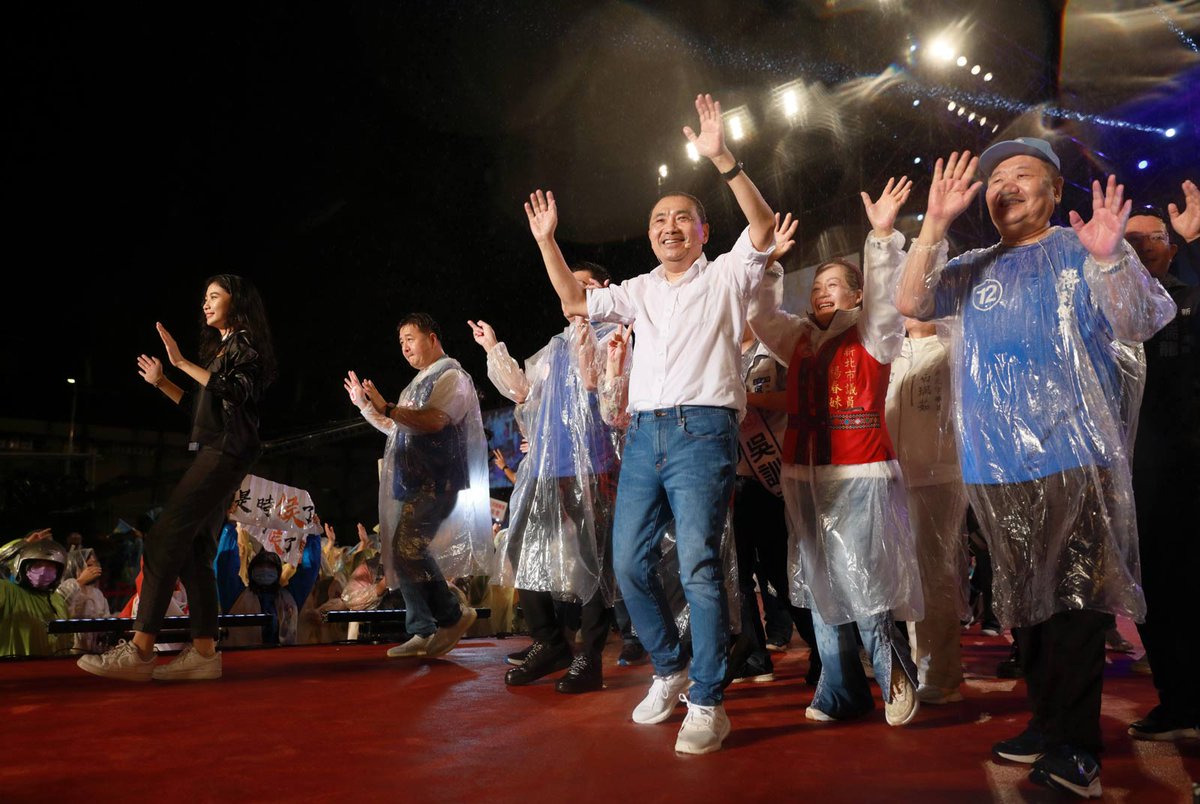 CommonWealth Magazine (@cwm_en) on Twitter photo In this op-ed, <a href="/GreaterChinaTue/">Chair of Greater China Studies at the Uni Tübingen</a>’s Gunter Schubert raises questions about the quality of democracy in #Taiwan and why voters seem content with candidates' ambiguous positions on crucial issues. Why?
Read on: bit.ly/45Be20u In this op-ed, <a href="/GreaterChinaTue/">Chair of Greater China Studies at the Uni Tübingen</a>’s Gunter Schubert raises questions about the quality of democracy in #Taiwan and why voters seem content with candidates' ambiguous positions on crucial issues. Why?
Read on: bit.ly/45Be20u