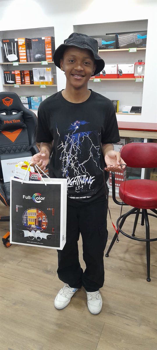 PrellerIt's tweet image. Congratulations to all our POP a Balloon and Raffle winners !
If you missed us in AUGUST  don't worry In Celebration of Spring we have decided to extend our Balloon Pop !
Simply Spend 200 rand or more POP a Balloon and you could win !