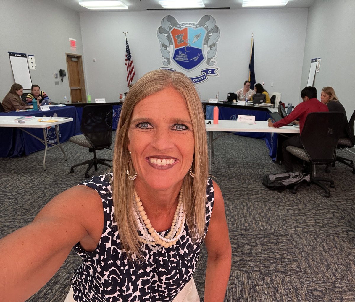 amy_linkel's tweet photo. Helping teachers plan and improve their instruction has always been a favorite of mine. I’m so unbelievably proud of our @switzsc teachers! Their willingness, desire, and love for learning excites me so much! #professionaldevelopment #intentionality #learning  #PacerPride https://t.co/53DqeThxWd
