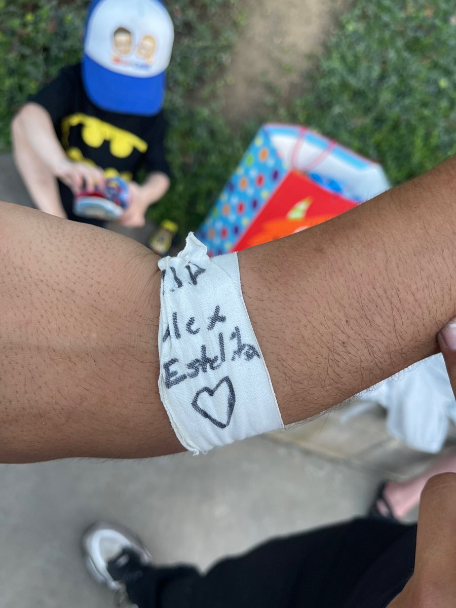 Jacob_Helderman's tweet photo. We dedicated that game to you grandpa. I love and miss you. I’m thankful for having such a great team who supported me through my loss. I thank all of you for wearing AE on your person during the game. I’m truly blessed to be surrounded by this amazing group #cnbroncofb RIP 💕 https://t.co/h9kvgyKI4f