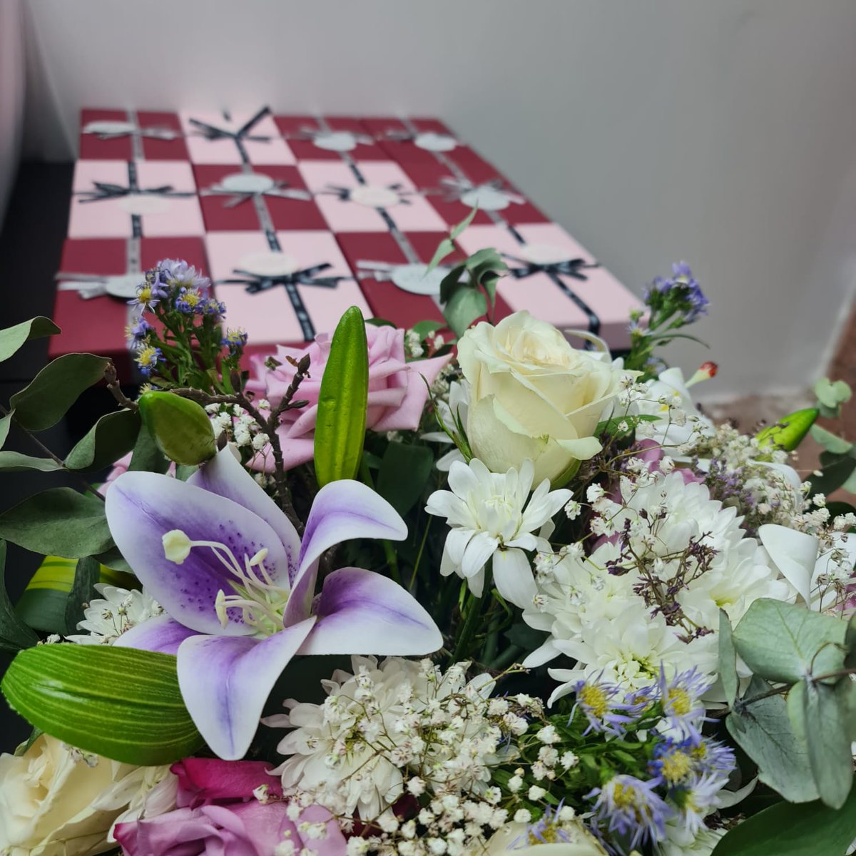 TaibahUevents's tweet photo. مع بداية العام ١٤٤٥ استقبل سعادة عميد شؤون الطلاب ب #جامعة_طيبة  رائدات الأندية الطلابية العامة بحضور وكيلة العمادة ومنسقات الأندية العامة
#ترجم_افكارك https://t.co/glmJJcbnyW