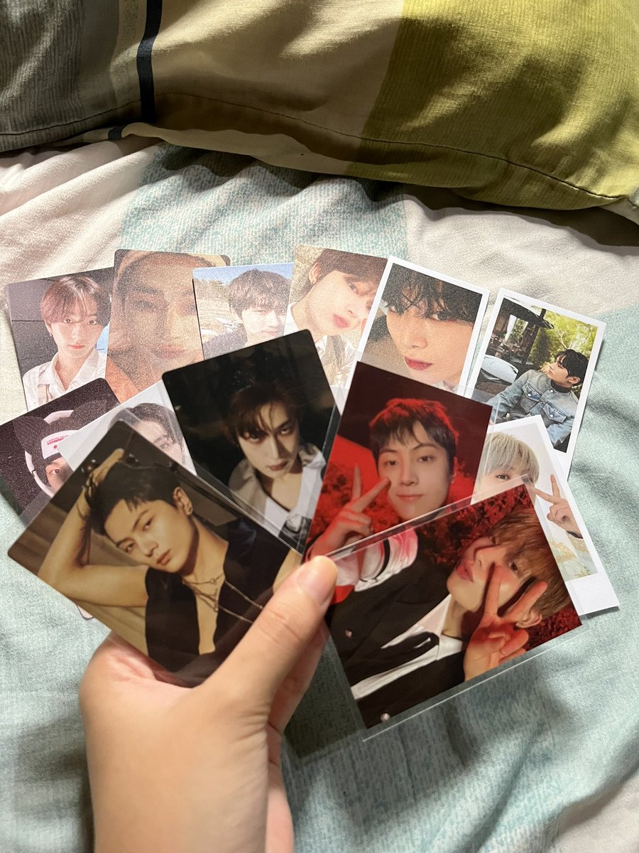 justmeowzz's tweet photo. [#jeahappymails 🌸] 

Eh kinabog ka sa freebies ✨ Thank you so much ate @iamjiulia sa patuloy na pangbubudol HAHAHAHAHA sa album naman ni d.o next 😚 #budolwithjiuls https://t.co/tLBZV0OgRP