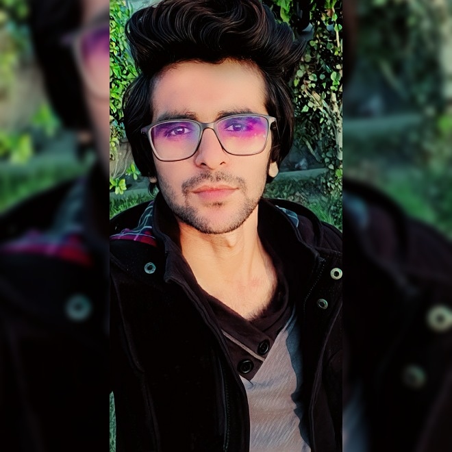 deval_saqib's tweet photo. #NewProfilePic https://t.co/gOxnNXvJYS