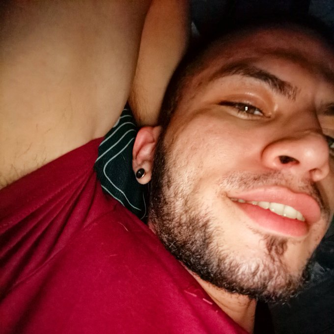 #NuevaFotoDePerfil https://t.co/C2N0hdrby9<a href="/tag/nuevafotodeperfil"class="tags">#NuevaFotoDePerfil</a>