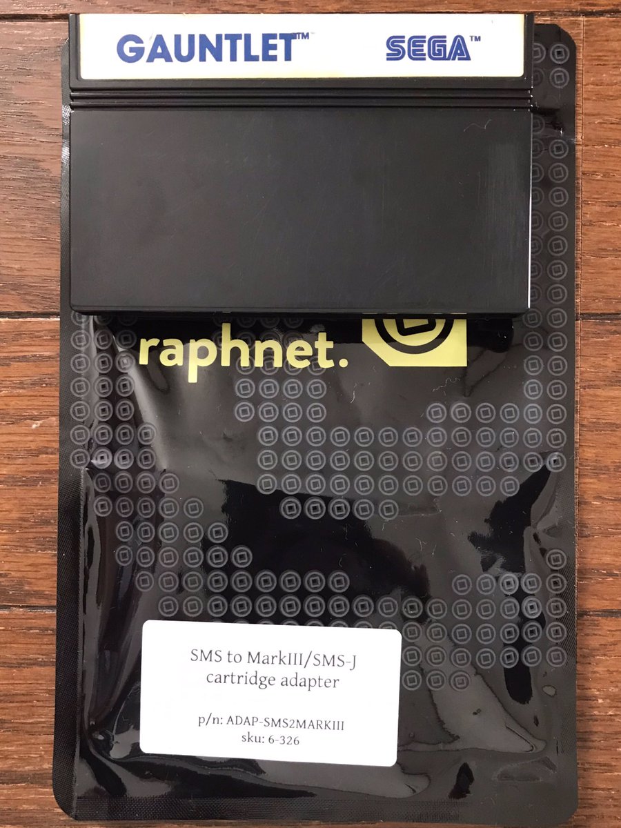 sekiro_51's tweet image. 8Bit機最強ガントレットと名高いSMS用海外版Gauntlet着弾🪓日本未発売で､たしか海外でも北米未発売で欧州のみ販売だとか?🤔先日買った欧州版セガマスターシステムⅡにちょうどイイ👍同じお店で海外版SMS→日本のSMS／マークⅢの変換アダプターも売ってたので一応購入😁
 #segamastersystem2  #SEGA