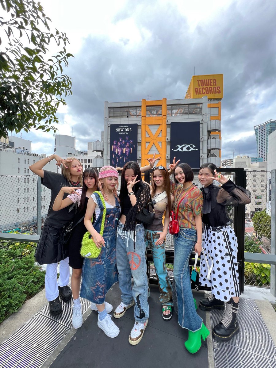 fre_giv_ALPHAZ's tweet photo. NEW DNA 渋谷巡礼〜☆
＼タワーレコード渋谷／
#XG_NEWDNA
#XG
#ALPHAZ
#XGALX
@TOWER_Shibuya https://t.co/DuPYwleSEp