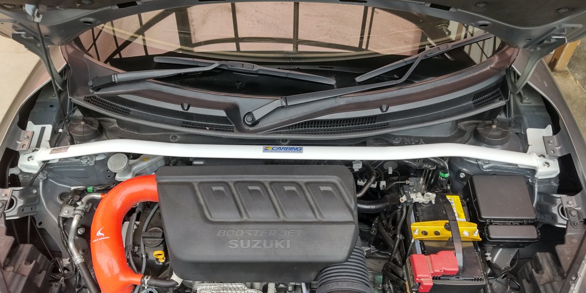 naga_c_0611's tweet image. 熟成部品取、オクヤマ・カービングのタワーバーtypeD取り付け。
#ZC33S
#OKUYAMA
#CARBING