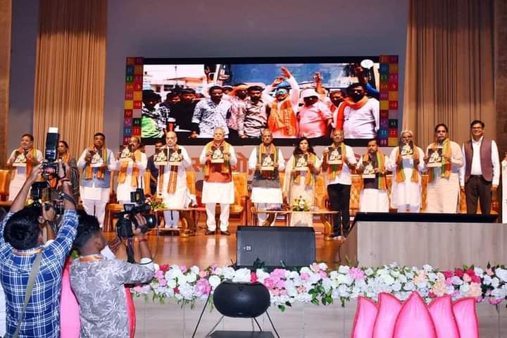 Pradeep Nayak (@pradeep04804949) on Twitter photo 