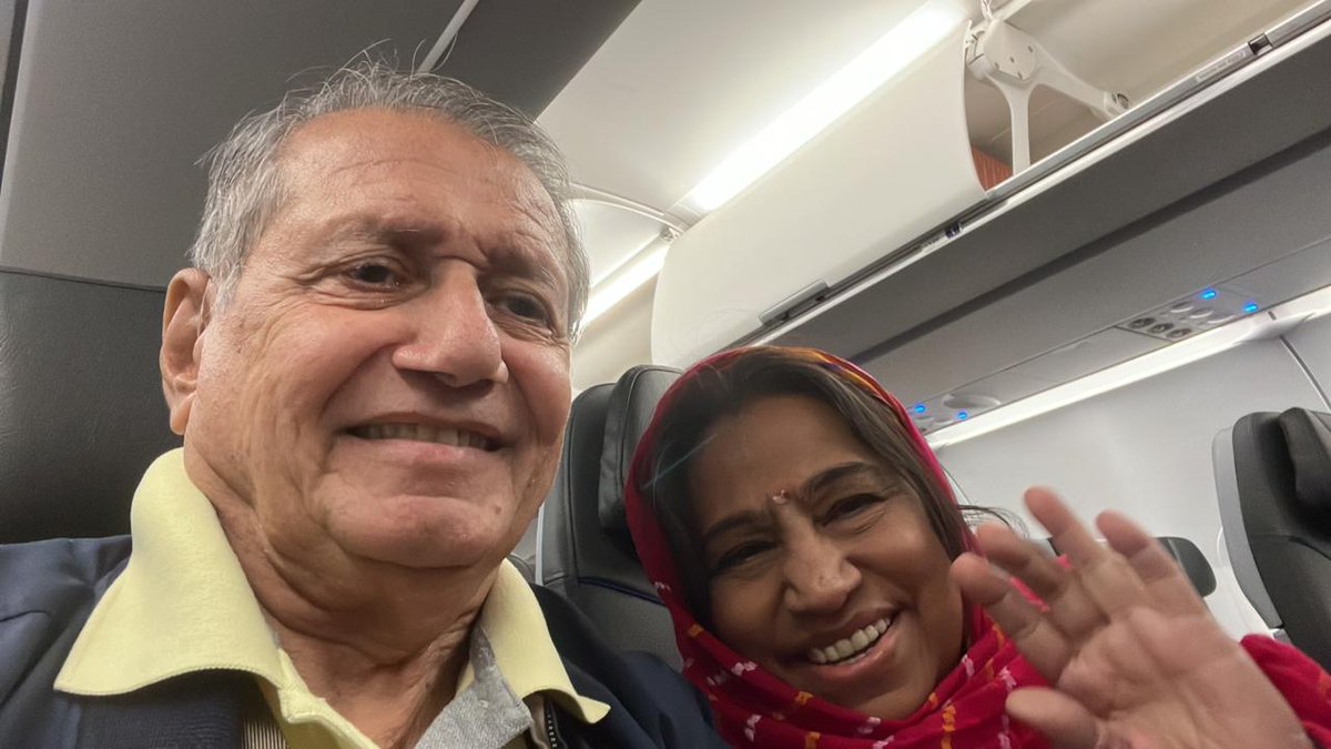 Kalpana54_'s tweet photo. @PNJoshi_ @PNJoshiAMC Happy Birthday, Piyush 🥰 https://t.co/8HLfLFXQpx