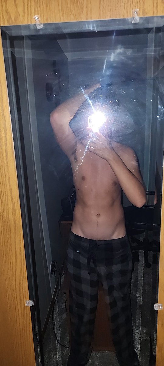 SBallssagi's tweet photo. No one asked, but I'm giving cause I'm horny as fuck https://t.co/85fN77rYL0