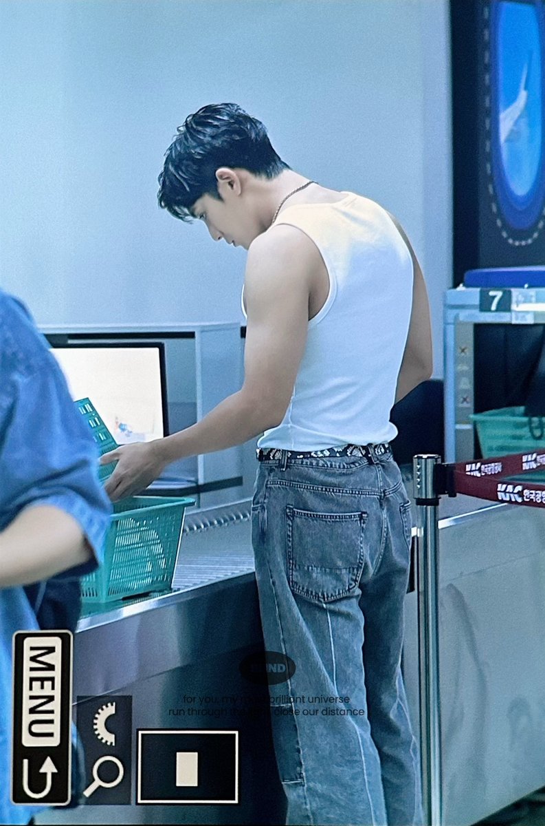 moeum_zip's tweet photo. 헤이.... ...... https://t.co/6Tj7zNLMAH