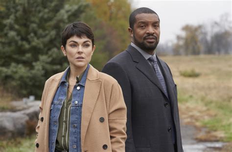 perfectrose2011's tweet photo. Just finished watching a 2019 episode of the cancelled CBC Canadian series, #TheCoroner based on the books by Matthew Hall. The series was a gem with such excellent acting by @SerindaSwan @therogercross @EhrenKassam #EricBruneau and many others. If you've never seen it, do. https://t.co/7eubZBEoDZ
