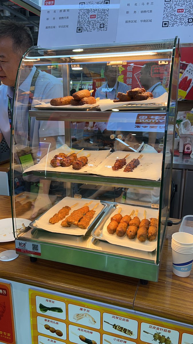 CCEquipments's tweet photo. Food warmer / Food showcase
#foodwarmer #fooddisplaycabinet #foodshowcase #friedfooddisplay https://t.co/A7YjQlQU8b