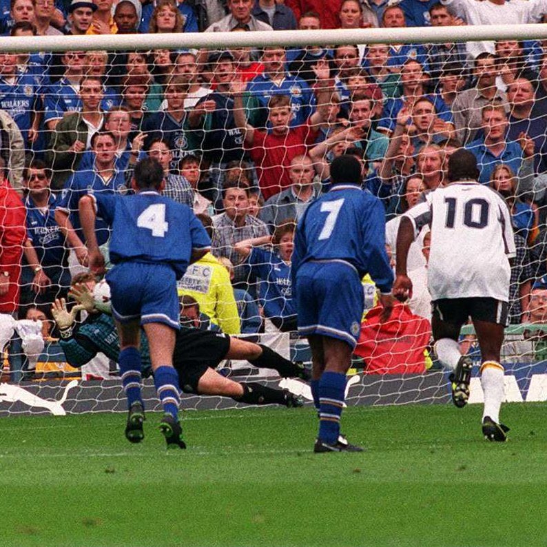 City90s's tweet photo. Kevin Poole saves a Derby spot kick in Leicester’s last visit to to Baseball Ground. A Julian Joachim goal gave City the 3 points despite Iwan Robert’s being shown red. https://t.co/kK6mKhQosu