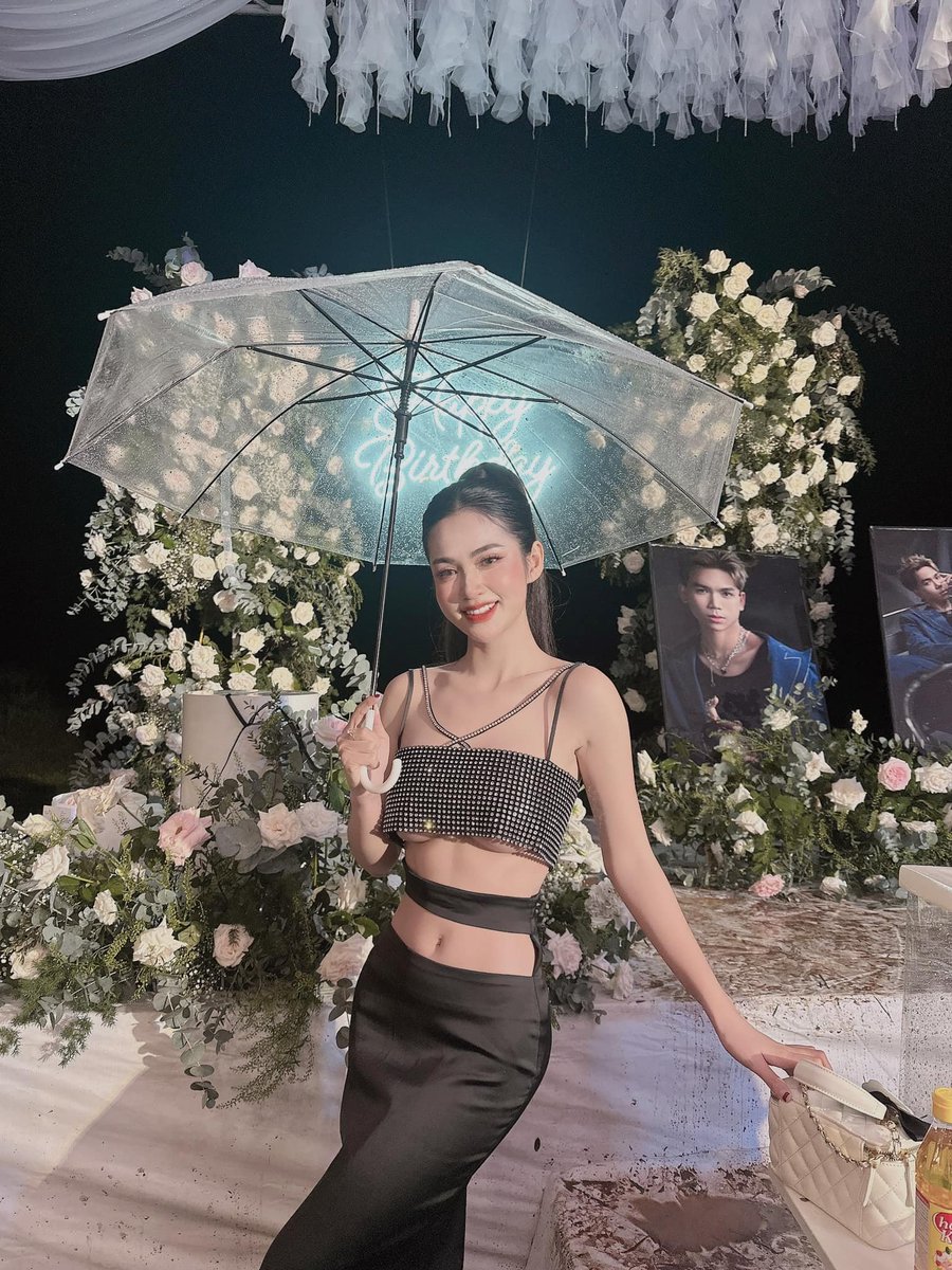 duyensinglemom's tweet photo. Dẫu chuyện dang dở , xin hãy cứ mộng mơ
Đời còn nên thơ nên ta đừng than thở https://t.co/CWKUGEnCxZ