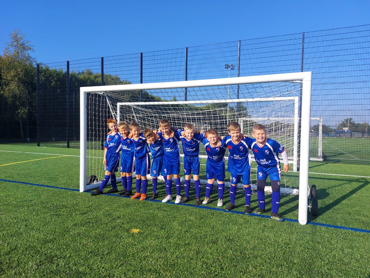 FcPenwortham's tweet photo. New season, new friendships, new goals, NEW KITS!
Huge thanks to Chris @PAR_Group for their generous sponsorship for our U9๐ต.
The boys look thrilled with their new threads. ๐
#PTFC #ForTheCommunity #PARGroup
โค๏ธ๐โค๏ธ๐ https://t.co/WIMJXoGsH1