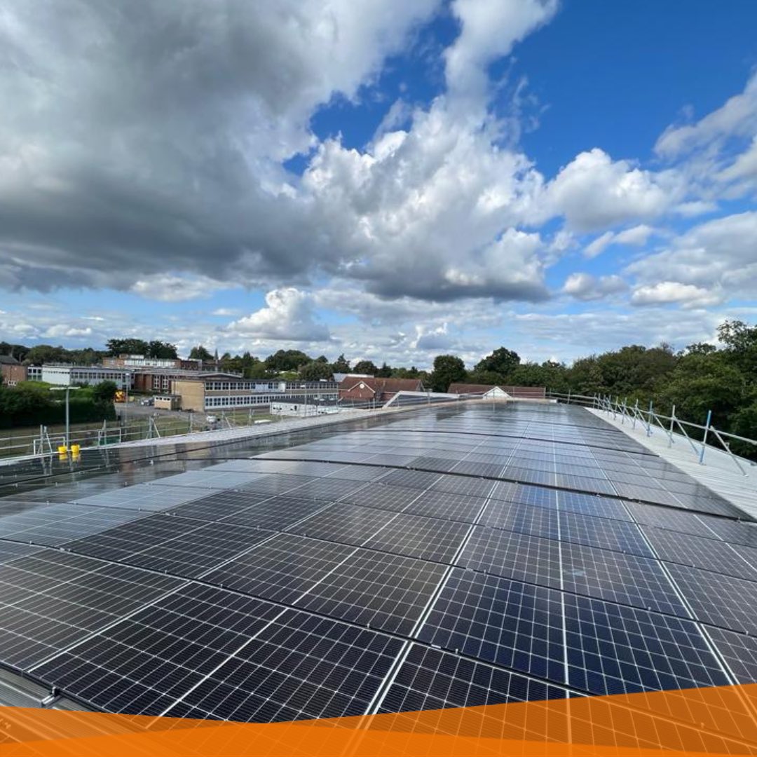 jojusolar's tweet photo. The sun is shining and we’re starting the week with this array we’re installing at Rickmansworth School Sports Hall. 

Have a great week☀️

#mondaymotivation #jojusolar #justaddsunshine https://t.co/x36XW2EAoR