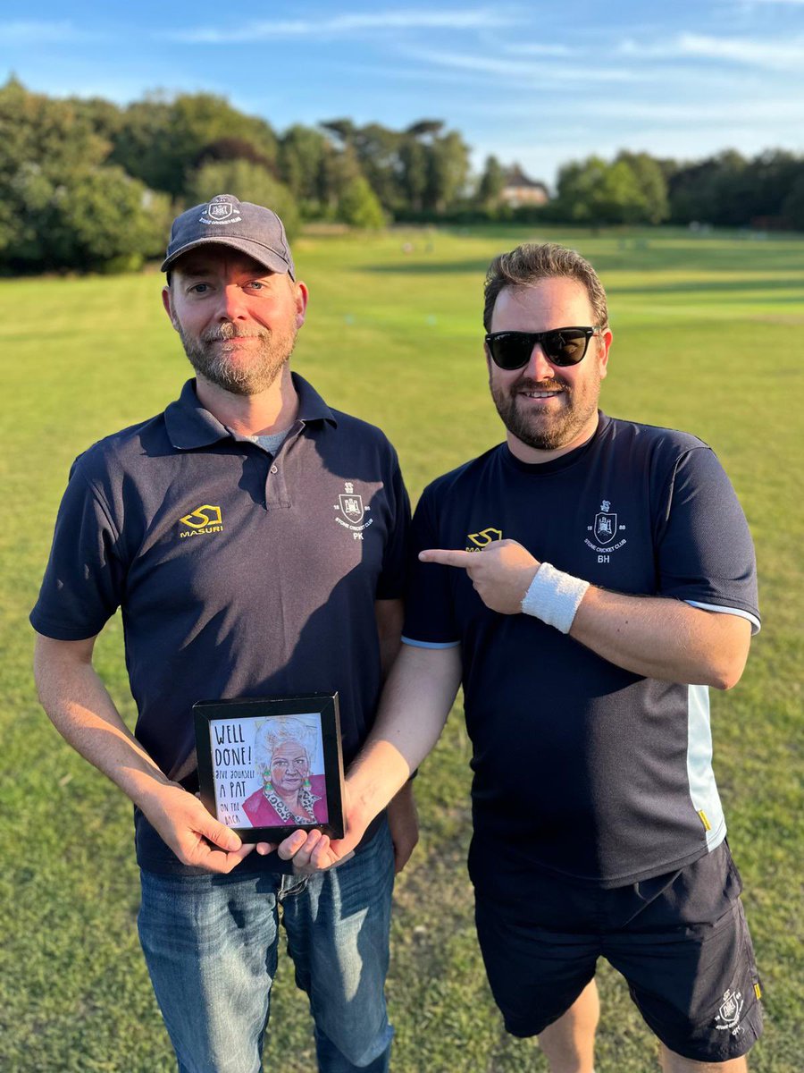StoneCricket's tweet photo. Club best figures saw Paul slip away with Big Pat this week - 4-41 in a big bowling performance, presented by the Vice who skippered for the day and notched another 50. Last away fixture scheduled this week, then its tour time!! π»π
#StoneCC #Stone23 #Cricket #VillageCricket https://t.co/Zu3bt0HzkN